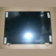 Capac LCD NOU cu Wirelss Cablu LCD si balamale Dell Latitude E6400 (0WT197 0MT649)