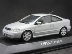 Macheta Opel Astra Coupe Minichamps 1:43 foto