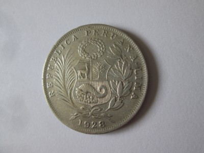 Peru 1/2 Sol 1928 argint,diametrul=30 mm,greutate=12,30 grame foto