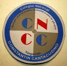 5.516 ROMANIA ECUSON COLEGIUL NATIONAL CONSTANTIN CANTACUZINO TARGOVISTE foto