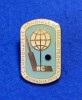 Insigna sport - CAMPIONATELE MONDIALE de HOCHEI pe GHEATA-ROMANIA (1970)