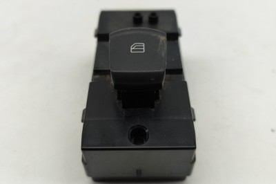 Buton geam ușă dreapta spate MERCEDES-BENZ X - Class 2018 OEM: 25421-5XA0A | 31646171 foto