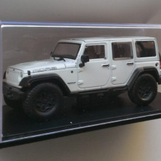 Macheta Jeep Wrangler 2013 Unlimited Moab alb - Greenlight 1/43