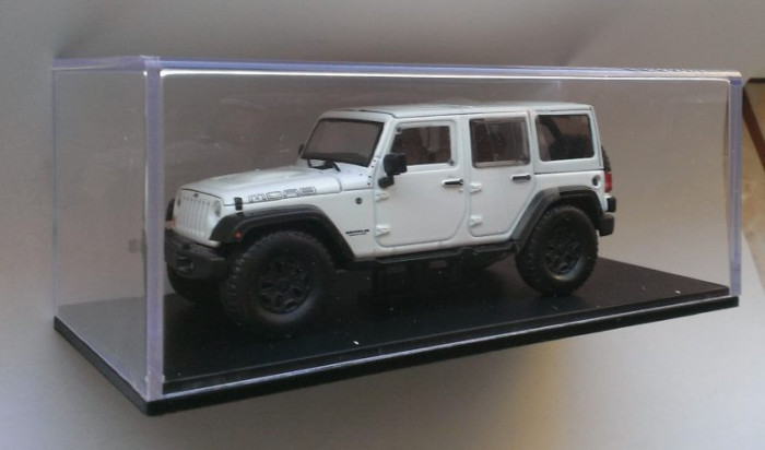 Macheta Jeep Wrangler 2013 Unlimited Moab alb - Greenlight 1/43