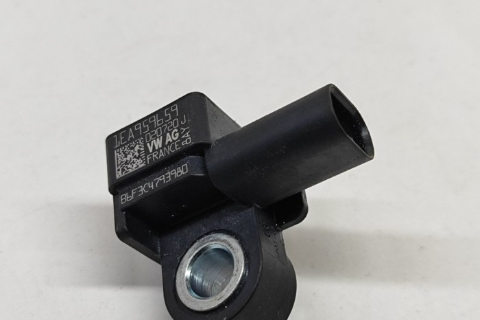 Senzor de impact st&acirc;nga față VW ID.3 E11 2021 OEM: 1EA959659 22972461