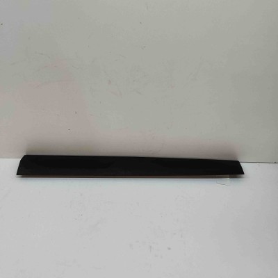 Bandou inferior ușă dreapta față BMW X2 F39 2023 OEM: 7421440 foto