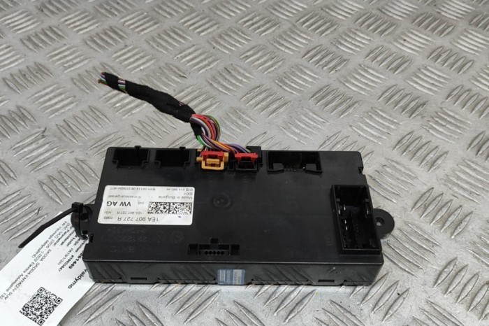 Modul de control Bluetooth SKODA SKODA ENYAQ iV SUV 5AC, 5AZ 2022 OEM: 1EA907727R 29861449