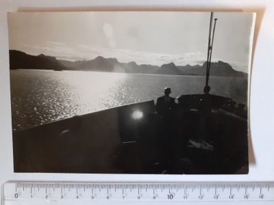 Fotografie cu un peisaj văzut de pe vapor foto