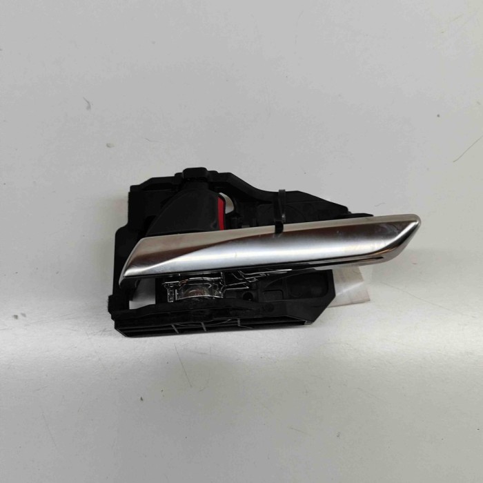 M&acirc;ner de deschidere interior st&acirc;nga față MAZDA CX-30 DM 2023 OEM: BCJH-V8393,BCJH-59-330C 29508746