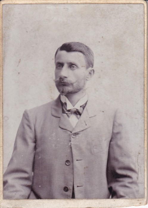 PORTRET DOMN KARL HANNY BUCURESTI CALEA VICTORIEI 77