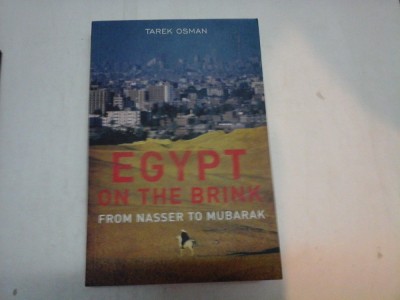 EGYPT ON THE BRINK - TAREK OSMAN foto