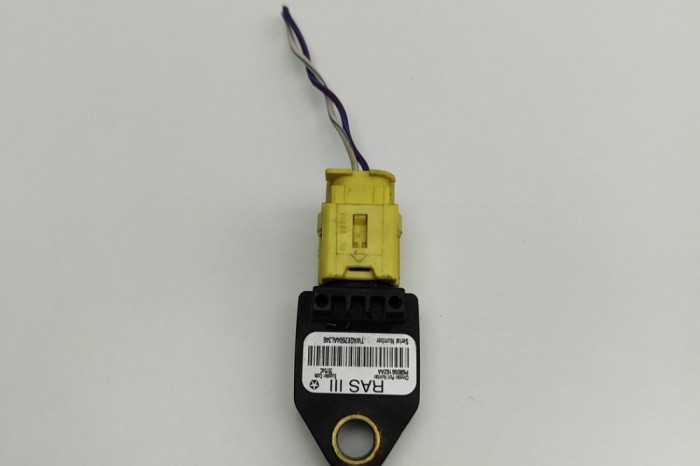 Senzor de impact lateral st&acirc;nga JEEP WRANGLER III JK 2015 OEM: P68056162AA 30321936