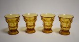 Patru pahare Art Deco din sticlă presată de culoare chihlimbar - cca.1930