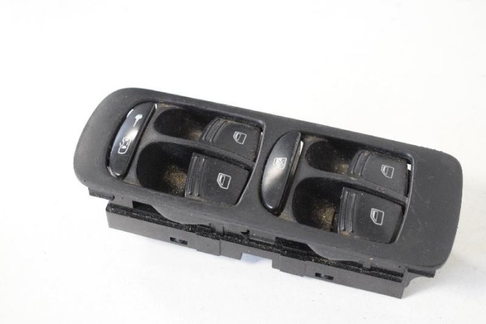 Buton geam ușă st&acirc;nga față PORSCHE CAYENNE 9PA 2007 OEM: 7L5959857A | 10416416