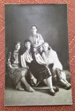 Femei in costume populare - Fotografie datata 1929, Balcic, Alb-Negru, Romania 1900 - 1950, Etnografie