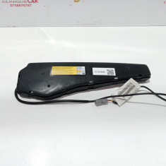 Airbag scaun dreapta BMW Seria 3 E90 E91 2004 - 2013 foto