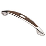 Cumpara ieftin Maner pentru mobila, din metal cu plastic, OZS-2077, lungime 120 mm, distanta gauri 96 mm, nuc