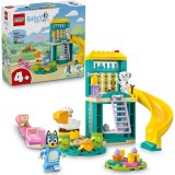 LEGO&reg; Bluey - Distractie la locul de joaca cu Blue si Chloe 11201, 104 piese