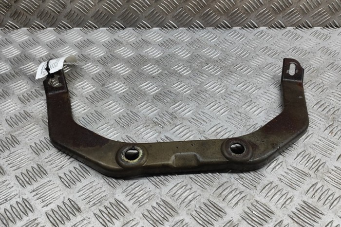Suport eșapament NISSAN 350 Z Coupe Z33 2004 OEM: 20711-AF400 27841190