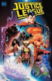 Justice League by Scott Snyder Book One Deluxe Edition - Scott Snyder