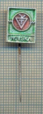 Y 1317 INSIGNA- ,,T&amp;quot; - NOVSKA -CROATIA- IUGOSLAVIA-PENTRU COLECTIONARI foto