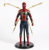 Figurina Spider Man Peter Parker Marvel Infinity war Avangers 30 cm