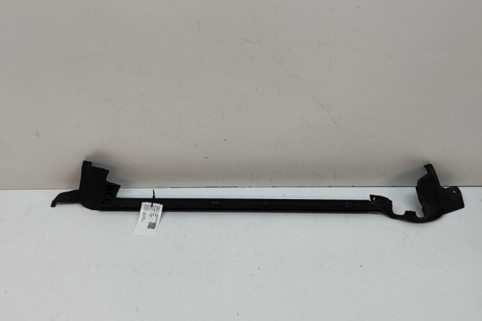 Chedar geam ușă dreapta față BMW iX I20 2022 OEM: 8491338 30699490