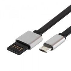 cablul de incarcare microUSB foto