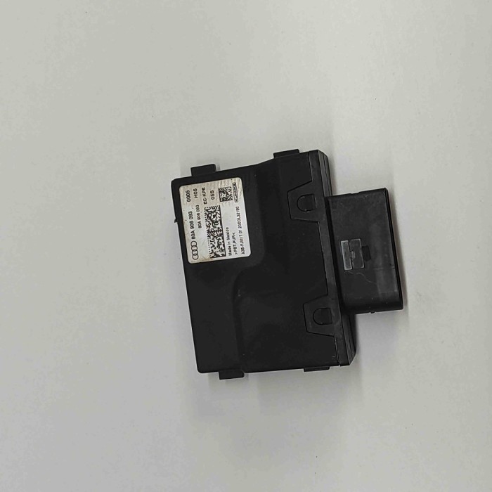 Unitate de control pompa de combustibil AUDI Q5 FY 2020 OEM: 80A906093
