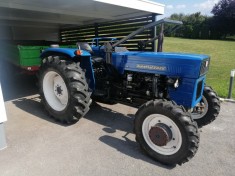 Tractor Universal 550 dtc foto