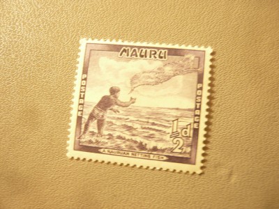 Timbru Nauru 1954 - Pescar , val. 1/2p foto