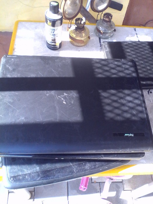 Laptop Hyncan ,Model:M 67 SU