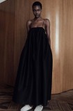 MUUV. rochie culoarea negru, midi, evazată