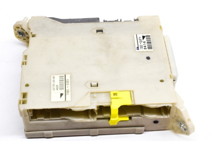 Modul de confort TOYOTA ESTIMA III _R2_, _R5_ 2007 OEM: 82672-28120,7A09-0303,82730-28160 17410406