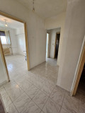 Vand apartament 3 camere