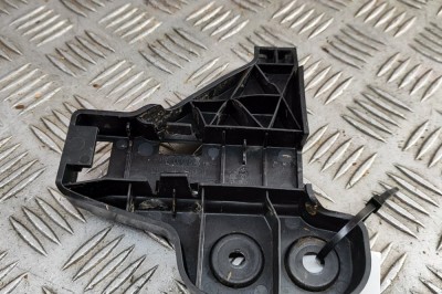Suport bara de protecție st&amp;acirc;nga spate AUDI Q2 GA 2024 OEM: 81A807329A | 31952019 foto
