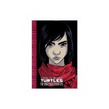 Teenage Mutant Ninja Turtles: The IDW Collection Volume 15