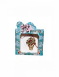 Martisor tip brosa cu model ghivecel de floricele colorate pentru 1 si 8 martie