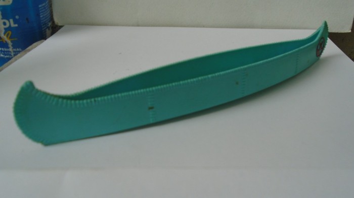 bnk jc Timpo Toys - canoe mare