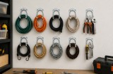 Cumpara ieftin Set 10 suporturi pentru perete, organizare furtunuri, cabluri si unelte, otel galvanizat, 7 x 5,5 x 6,5 cm fiecare, argintiu, accesorii montaj incluse