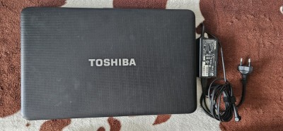 LEPTOP TOSHIBA C850D-11R PROCESOR AMD-E1-1200 APU/1,4 GHz/ RAM 8 GB DDR 3 , SSD 120 GB. WIN 10 BATERIA TINE 2 ORE . foto
