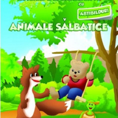 Carte de colorat cu abțibilduri - Animale sălbatice