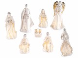 Cumpara ieftin Set 8 figurine Nasterea Domnului portelan alb auriu leduri 10.5x8.5x20.5 cm