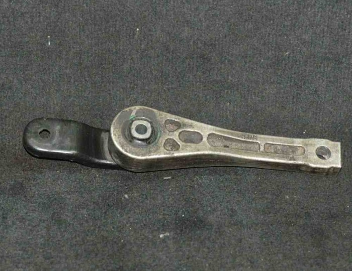 Suport cutie de viteze VW JETTA III 1K2 2008 OEM: AC47100 1941909