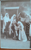 Fotografie tip carte postala, patru prietene in costume traditionale, perioada interbelica