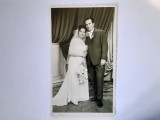Fotografie tip CP cu cuplu din Rom&acirc;nia &icirc;n 1964