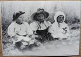 Copii in port, anii &#039;30// reproducere de epoca, Romania 1900 - 1950, Portrete