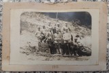 Sublocotenent roman; Ofiteri romani de artilerie in uniforma model 1912, cu sabii// lot 2 fotografii tip CP, 1915