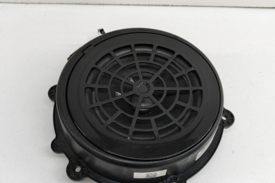 Difuzor ușă dreapta spate PORSCHE Taycan 2022 OEM: 971035453D,971.035.453.D,718340-0020 25126491 foto