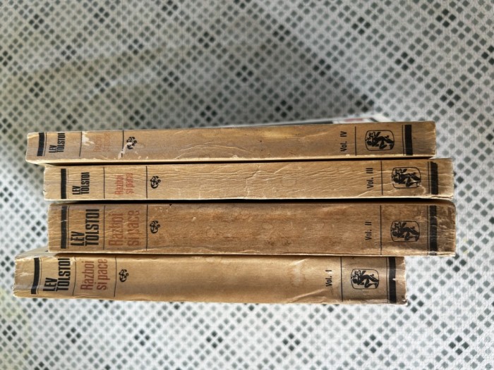 Lev Tolstoi - Razboi si pace (4 volume)